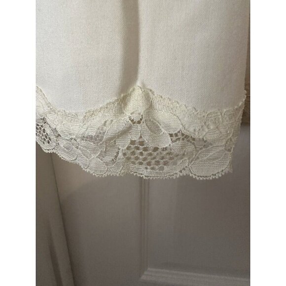 The Limited Ivory Flare Short Skirt Rare Size 10 - Picture 3 of 7
